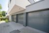 Puristische Luxus-Villa Bestlage Riedberg Westflügel - Garagen - Eingang