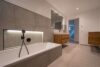 Puristische Luxus-Villa Bestlage Riedberg Westflügel - Badezimmer- (UG)