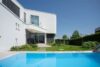 Traumhafte, exklusive Familienvilla mit Pool in bester Riedberg-Lage (Westflügel) - Ansicht Garten Pool...