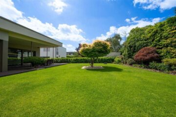 Kernsanierte Luxusvilla mit top Gartengrundstück in ruhiger Lage von Kronberg im Taunus, 61476 Kronberg im Taunus, Villa