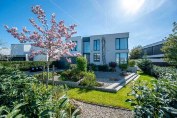 Ihr neues Zuhause zur Miete: Luxus Architekten-Villa mit ELW in bester Riedberg Lage (teilmöbliert), 60438 Frankfurt am Main, Villa