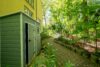 Ein Reihenendhaus, das aus der Reihe tanzt – eine Naturoase in einer der ruhigsten Lagen von Königst - Gartenhütte - Außenanlagen