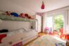 Ein Reihenendhaus, das aus der Reihe tanzt – eine Naturoase in einer der ruhigsten Lagen von Königst - KInderzimmer 2 (OG)