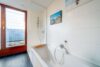 Architektur seiner Zeit voraus – Modernes Reihenendhaus mit Dachatrium am Riedberg (Altkönigblick) - Masterbad DG