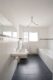 Zwischen Zuhause und Rendite? Attraktives MFH (3 WE) in Toplage Riedberg Quartier "Schöne Aussicht" - Badezimmer 1 (Wohnung OG)