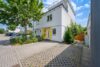 Familienidyll am Feldrand – Charmantes Reihenendhaus in Frankfurt-Praunheim - Außenansicht - Privatweg