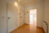 Charmante 2-Zimmer-DG-Wohnung mit Keller, Dachspitz und TG nahe Offenbacher Innenstadt & Mainufer - Flur