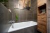 Wohnen zwischen Skyline und Feldberg – Exklusives 4-Zimmer-Penthouse Frankfurt Riedberg-Westflügel - Badezimmer 2