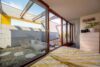 Architektur seiner Zeit voraus – Modernes Reihenendhaus mit Dachatrium am Riedberg (Altkönigblick) - Masterbedroom DG mit sichtg...