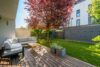 Architektur seiner Zeit voraus – Modernes Reihenendhaus mit Dachatrium am Riedberg (Altkönigblick) - Gartenterrasse mit Blick Ga...