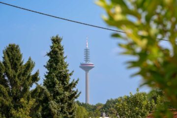 Wohnen wie im Urlaub–einzigartige Penthouse-Galerie-sonniger Dachgarten in Bestlage von Praunheim, 60488 Frankfurt, Penthousewohnung