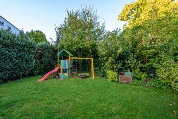Familienfreundliches, gut ausgestattetes Reihenendhaus mit schönem Garten in Frankfurt-Eschersheim, 60431 Frankfurt, Reihenendhaus